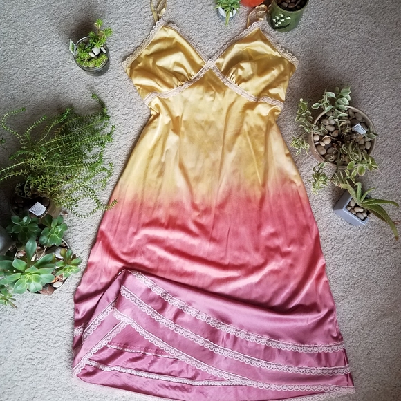 Vintage Other - Vintage Hand Dyed Slip